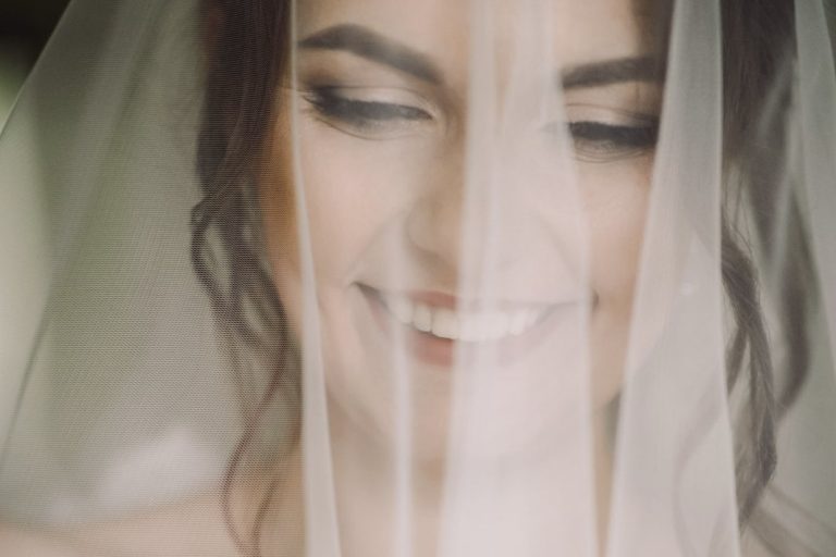 Come scegliere l’abito da sposa perfetto in 5 semplici passi